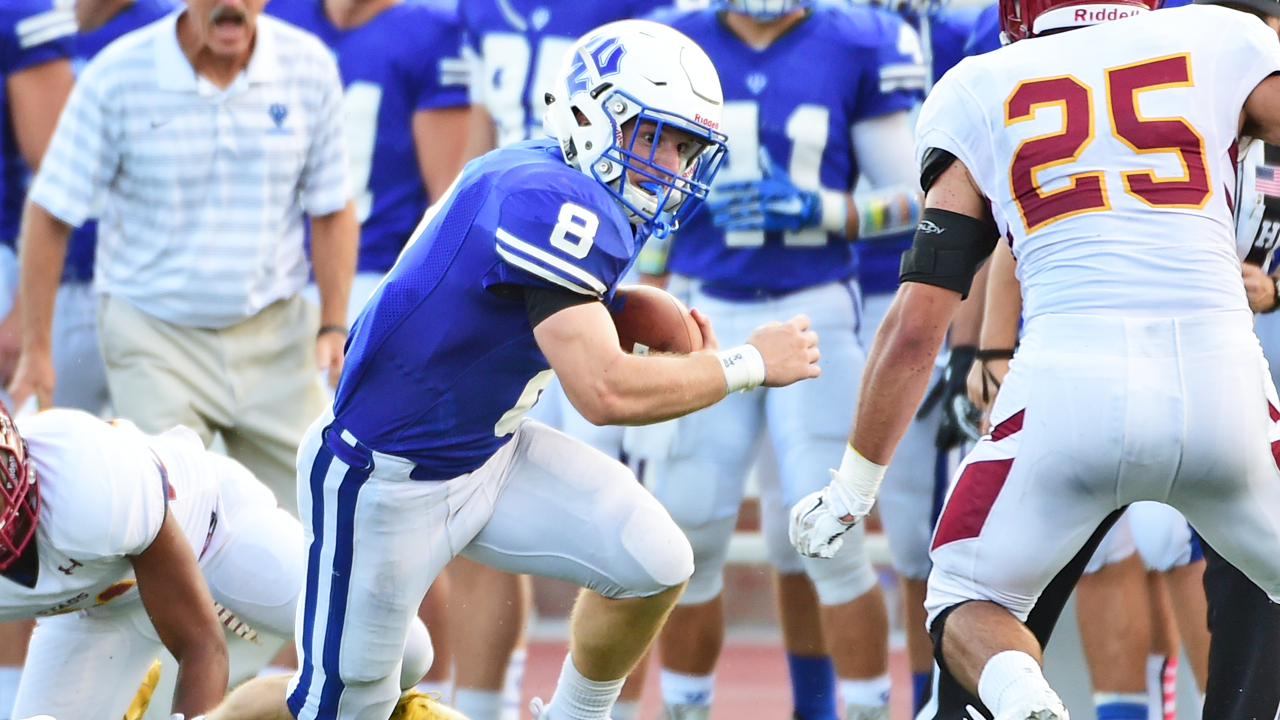 Walker Brand helped lead Washington and Lee to a 24-14 win at Claremont-Mudd-Scripps on Saturday.