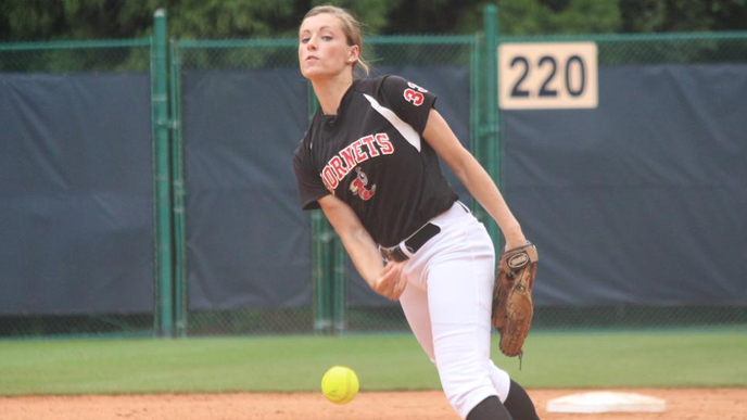 Big Third Innings Lifts Hornets Past Agnes Scott in NCAA Play