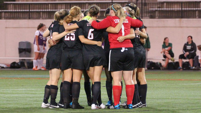 Late Goal Lifts Rowan Past Lynchburg in NCAA Second Round